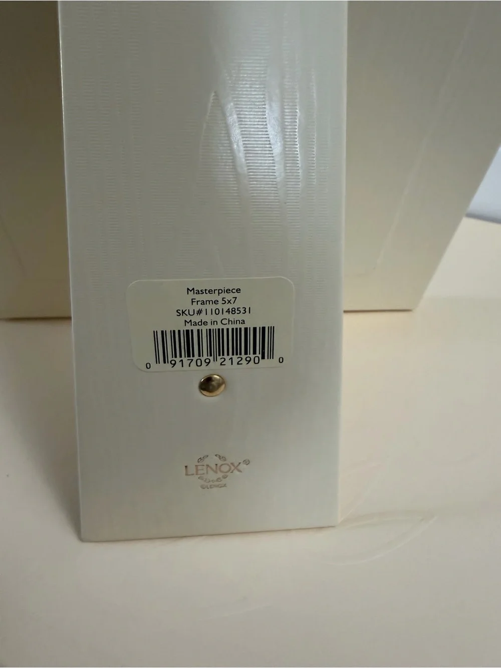 Lenox Masterpiece Ivory & Gold Floral Ceramic 5x7 Picture Frame